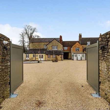 Fox Cottage, Within 5 Min Walk Of Bicester Village 外观 照片