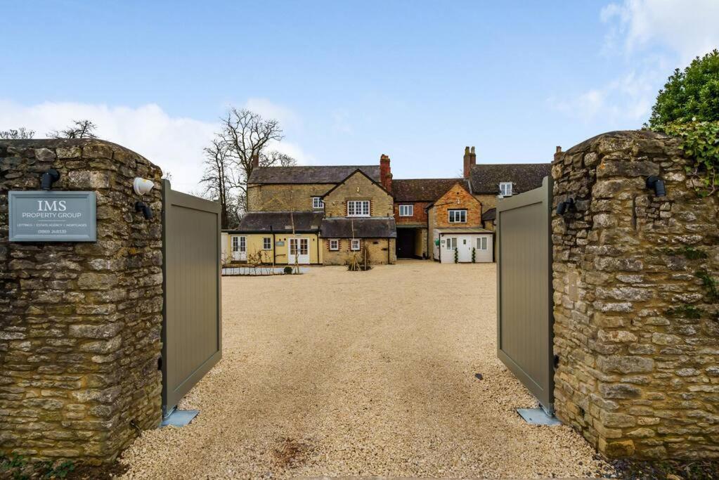 Fox Cottage, Within 5 Min Walk Of Bicester Village 外观 照片